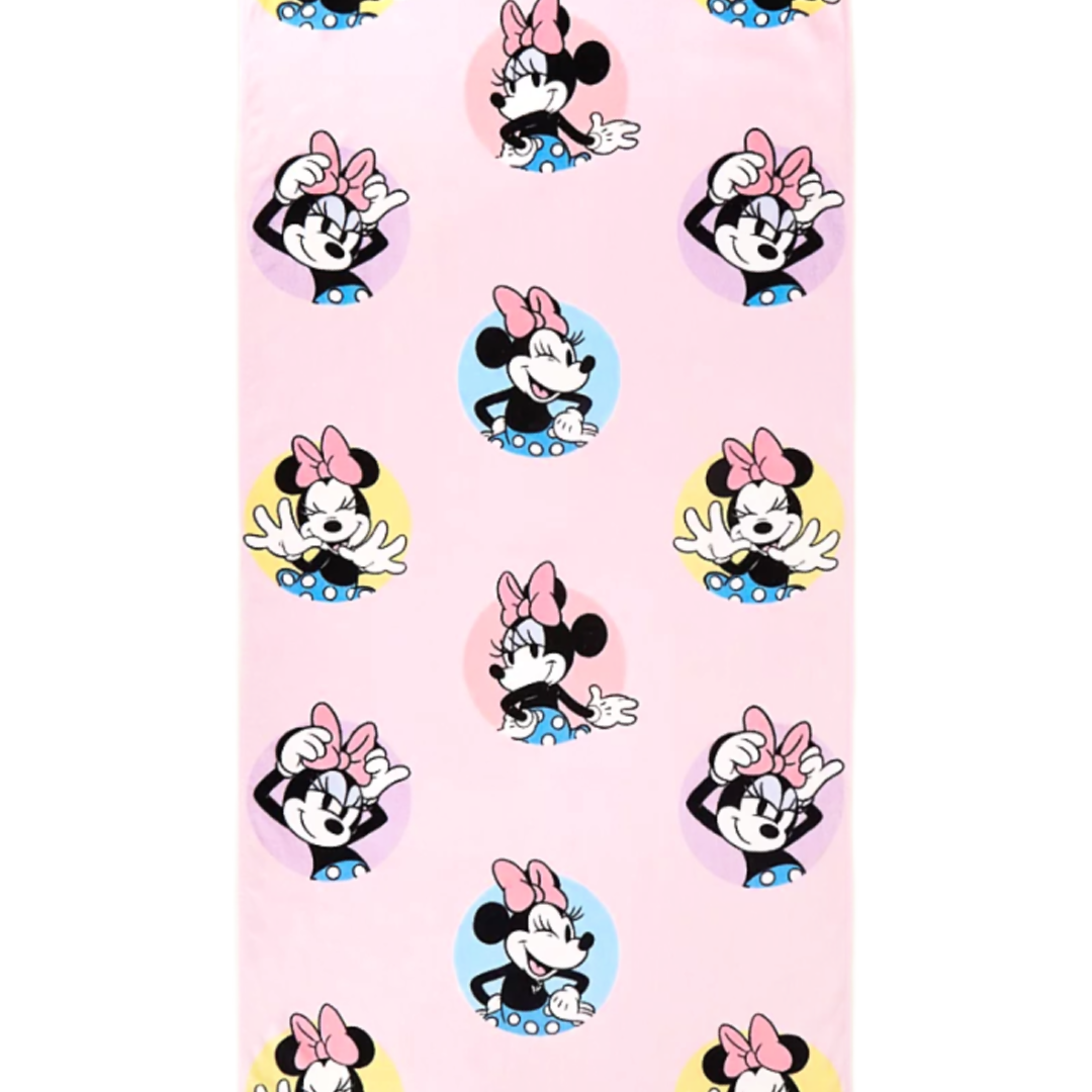 Minnie Mouse | Towel - Pink Pose | Little Gecko
