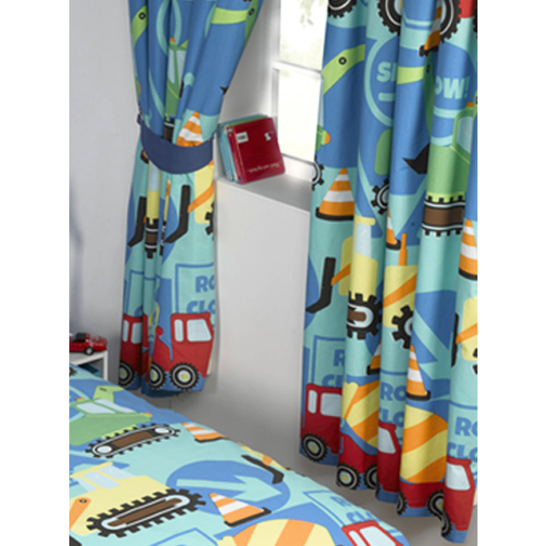 Construction Time | Ready-Made Lined Curtains | Little Gecko